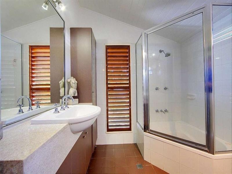 12 Haughton Street, Mundingburra QLD 4812