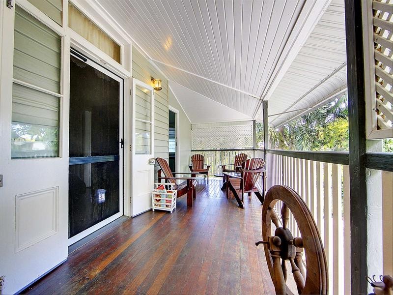 12 Haughton Street, Mundingburra QLD 4812