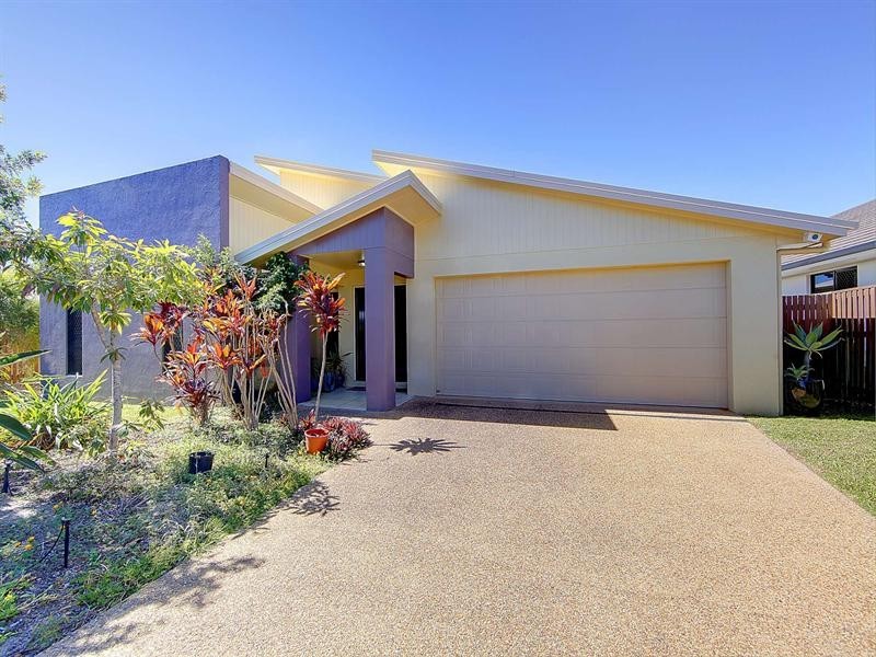 7 Shutehaven Circuit, Bushland Beach QLD 4818