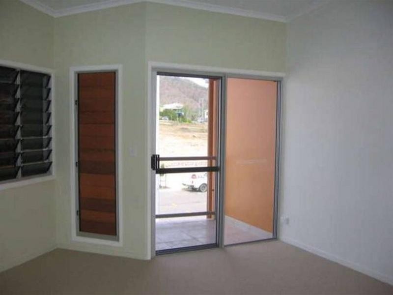 233 Riverside Boulevard, Douglas QLD 4814