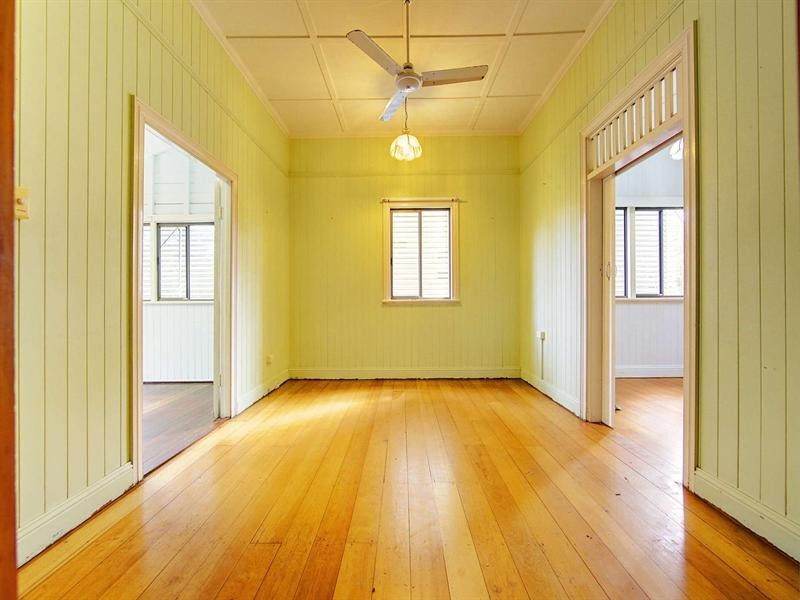 9 Princes Road, Hyde Park QLD 4812