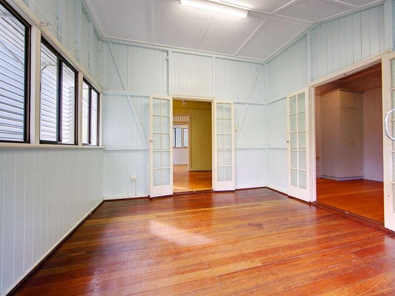 9 Princes Road, Hyde Park QLD 4812