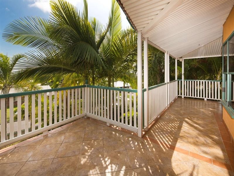 11 Nettleton Street, Mount Louisa QLD 4814