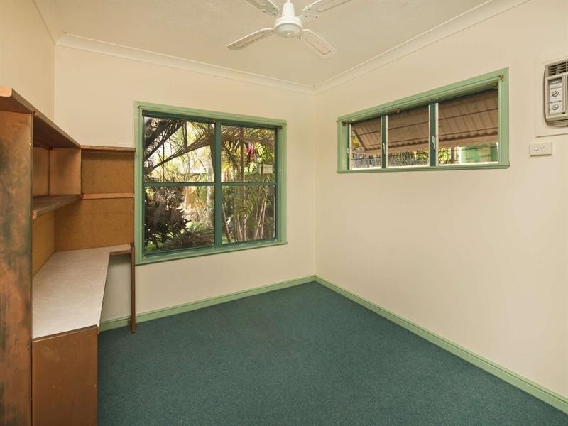 11 Nettleton Street, Mount Louisa QLD 4814