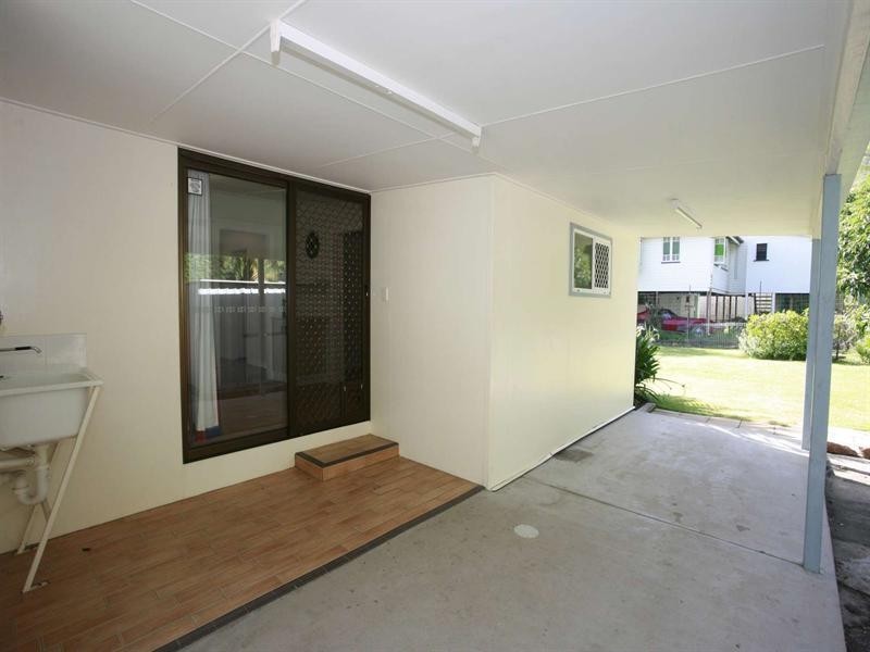 13 Fletcher Street, Townsville City QLD 4810