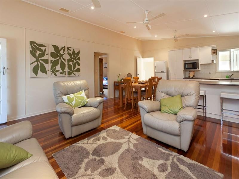 76 Hammett Street, Currajong QLD 4812