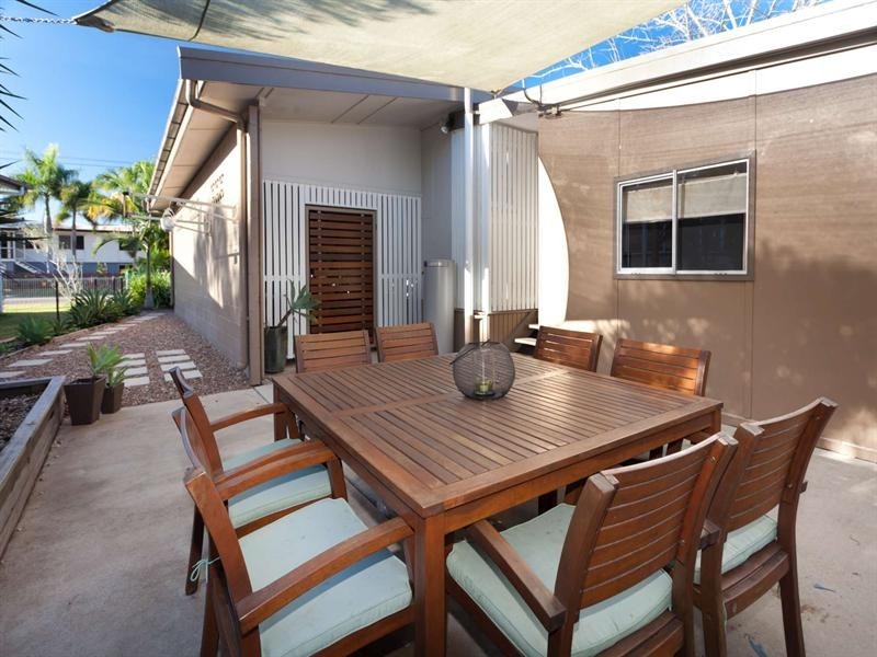 76 Hammett Street, Currajong QLD 4812