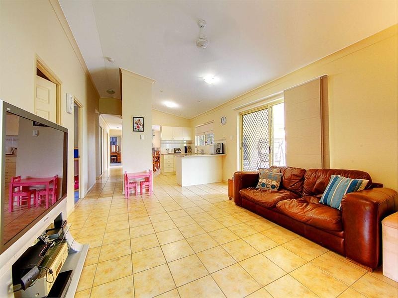 18 Atherton Circuit, Kirwan QLD 4817