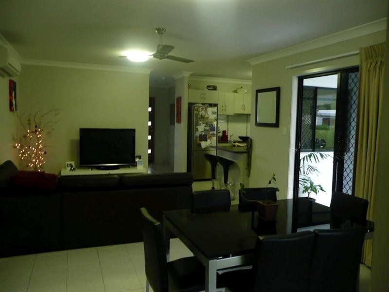 2 Shark Court, Mount Louisa QLD 4814