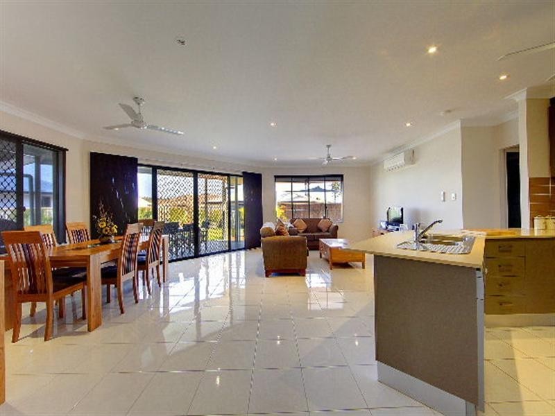 10 Rokeby Court, Bushland Beach QLD 4818