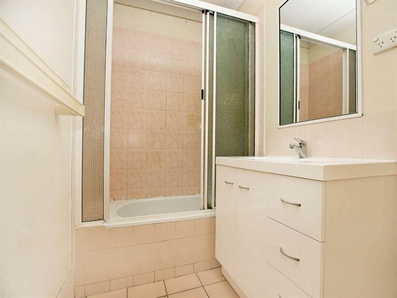 3/27 Warburton Street, North Ward QLD 4810