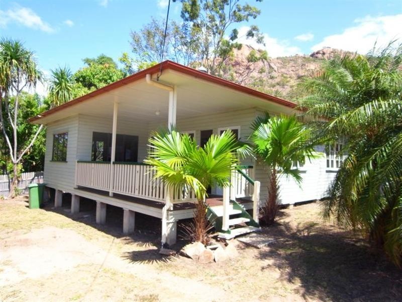 9 Stuart Street, North Ward QLD 4810