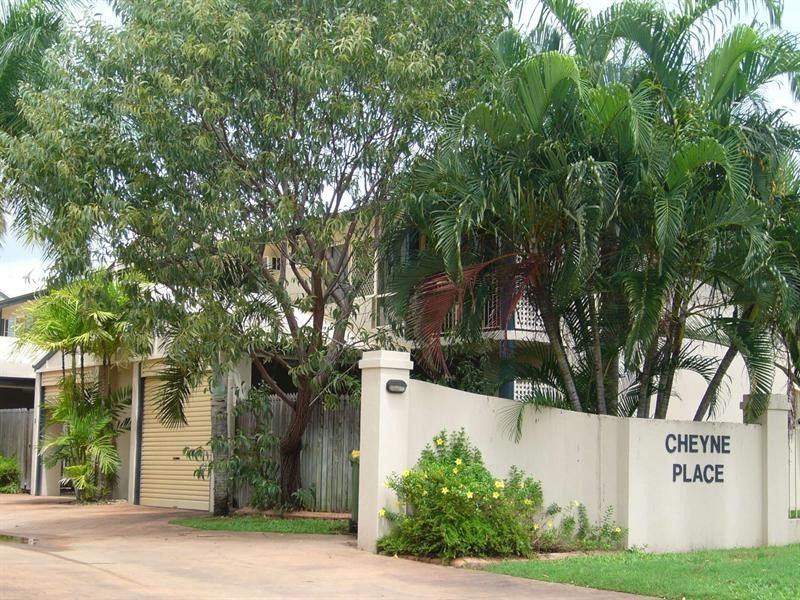 9/4-6 Cheyne Street, Pimlico QLD 4812