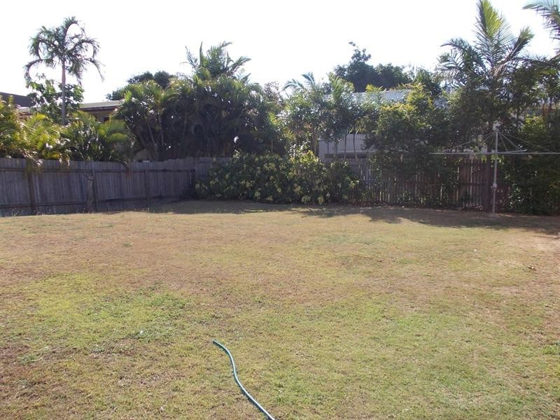 2/68 Eyre Street, North Ward QLD 4810