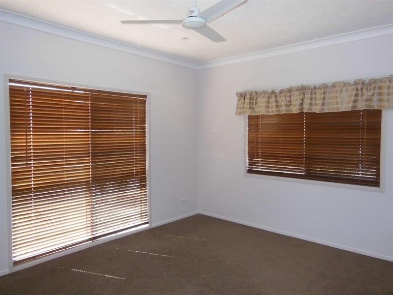 10 Stirling Drive, North Ward QLD 4810