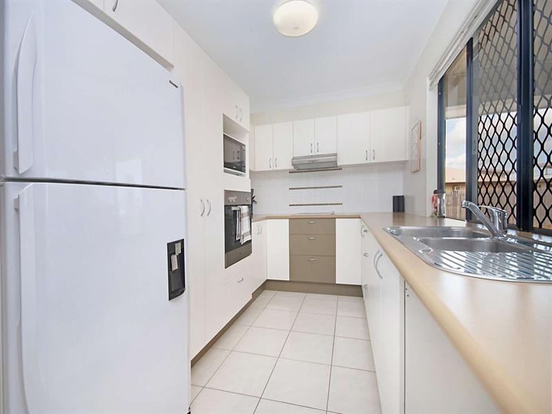 8 Fontwell Court, Mount Low QLD 4818