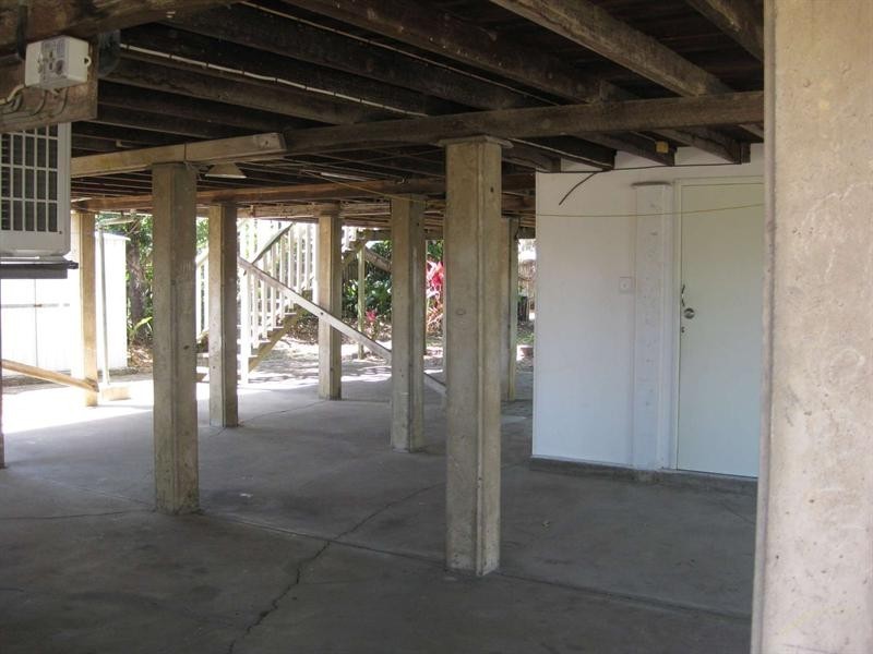 18 Hammett Street, Currajong QLD 4812