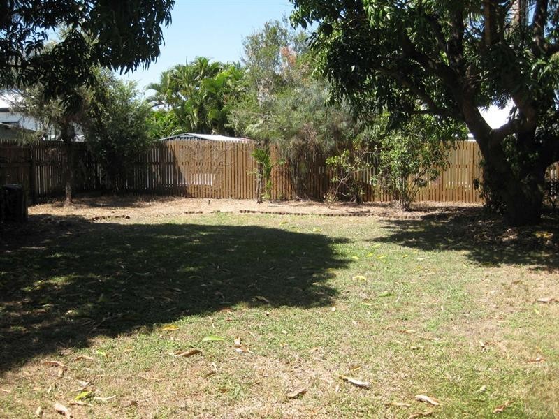 18 Hammett Street, Currajong QLD 4812