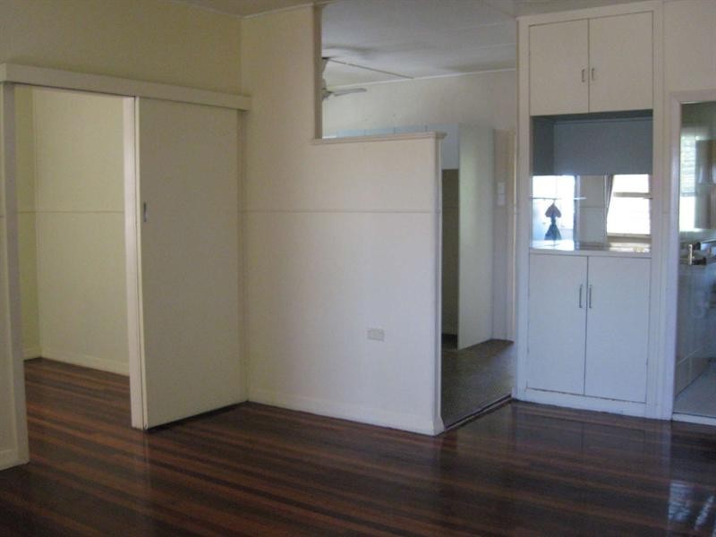 18 Hammett Street, Currajong QLD 4812