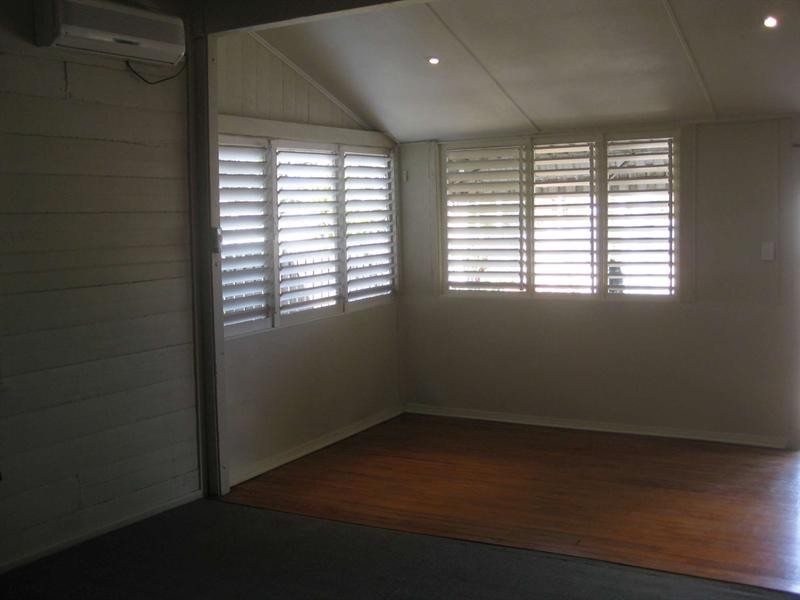 59 Perkins Street, South Townsville QLD 4810