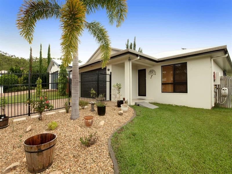 26 Fuji Court, Mount Louisa QLD 4814