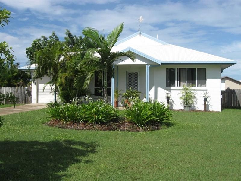 11 Kinnardy Street, Burdell QLD 4818