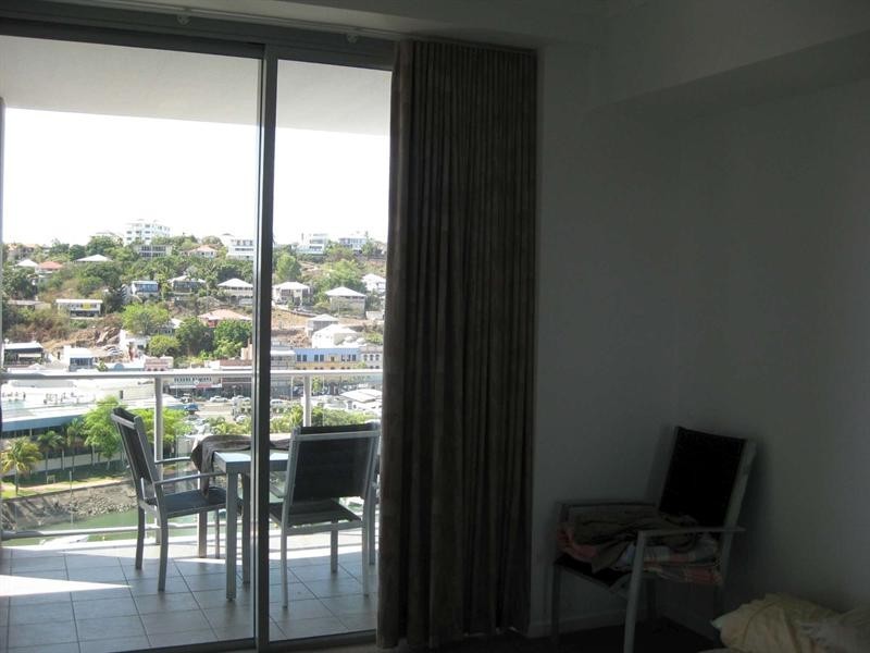 2 Dibbs Street, South Townsville QLD 4810