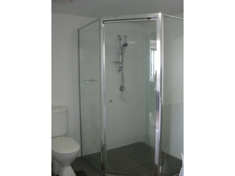 2 Dibbs Street, South Townsville QLD 4810