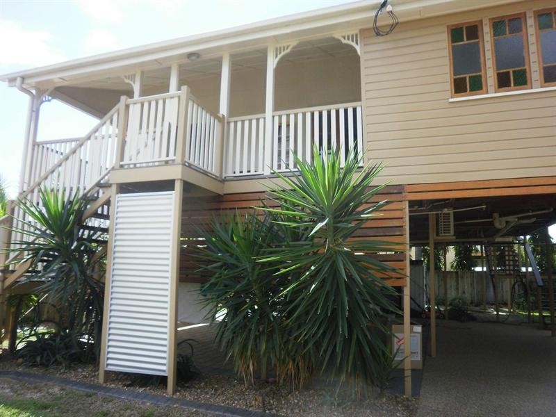 11 Cannan Street, South Townsville QLD 4810