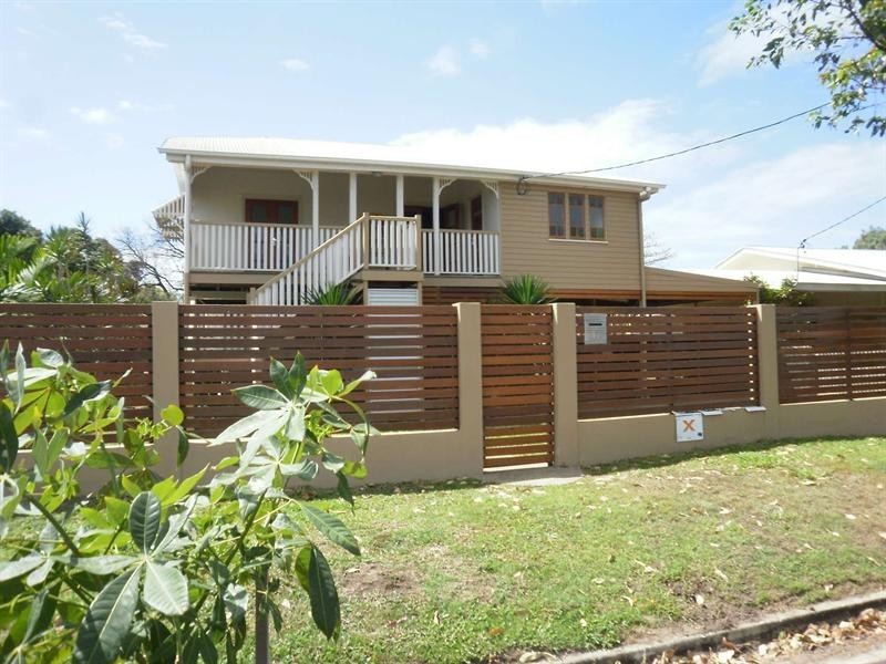 11 Cannan Street, South Townsville QLD 4810