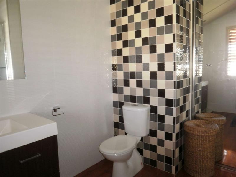 11 Cannan Street, South Townsville QLD 4810