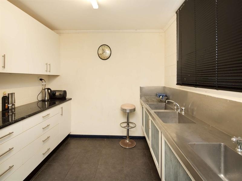 41 Reef Street, Saunders Beach QLD 4818