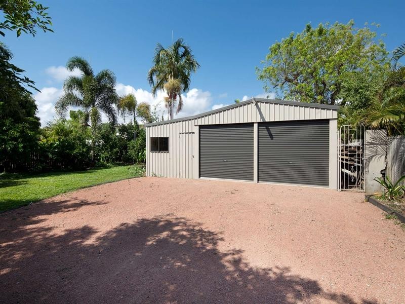 41 Reef Street, Saunders Beach QLD 4818