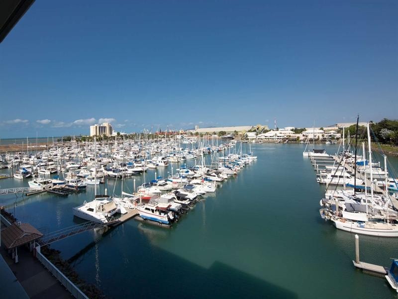 2508/6 Mariners Drive, Townsville QLD 4810