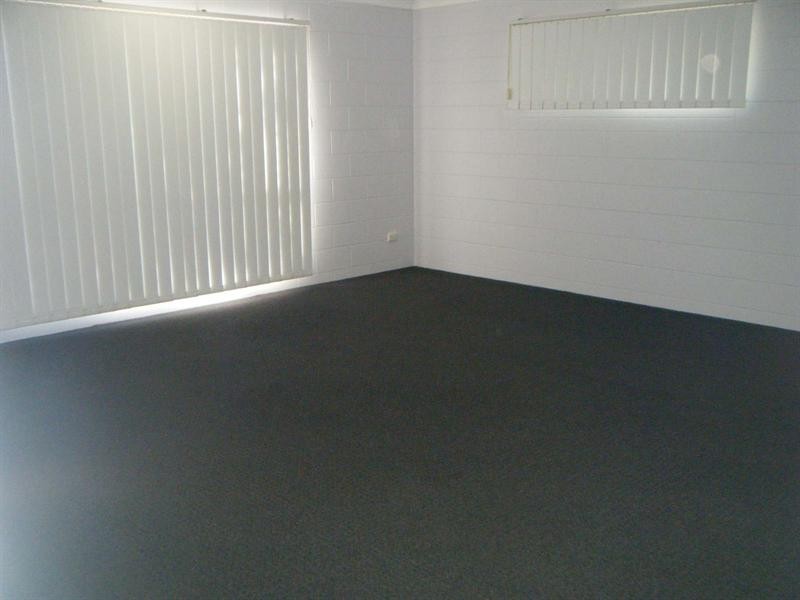 8 Meyer Court, Kirwan QLD 4817