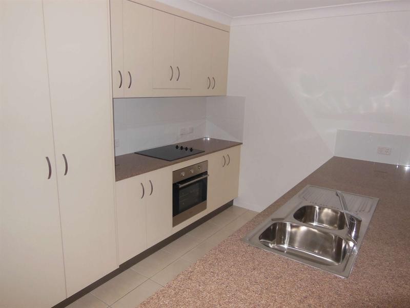 74 Kinnardy Street, Burdell QLD 4818