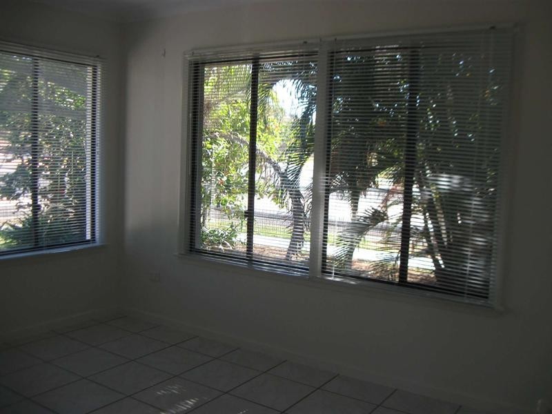 31 Howitt Street, North Ward QLD 4810