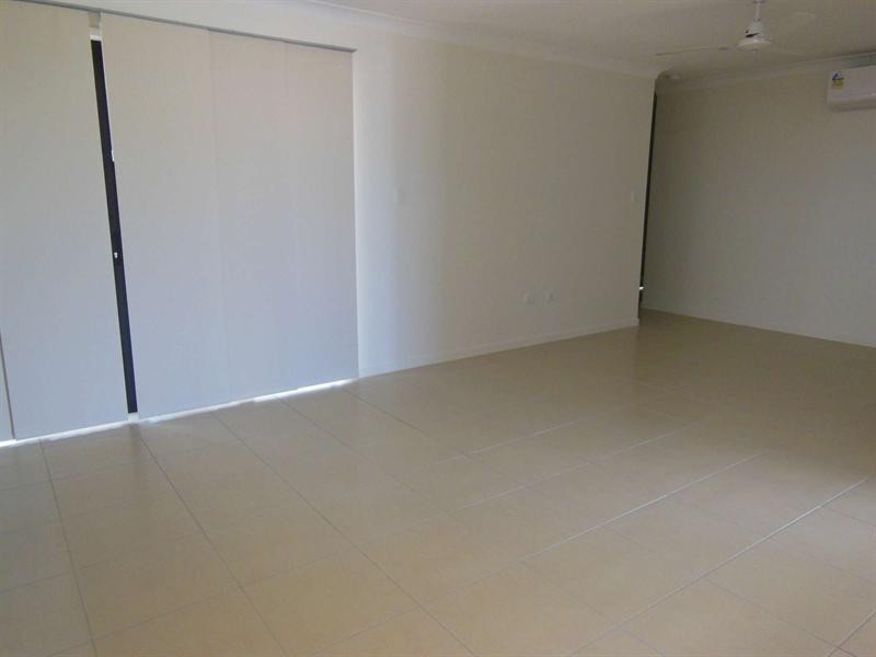 72 Kinnardy Street, Burdell QLD 4818