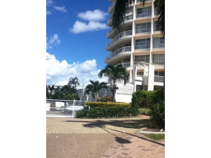 4B/3 The Strand, North Ward QLD 4810