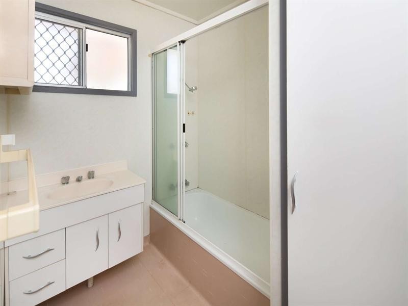 5 Riechelmann Street, Heatley QLD 4814