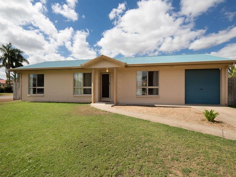 2 Amber Avenue, Rasmussen QLD 4815