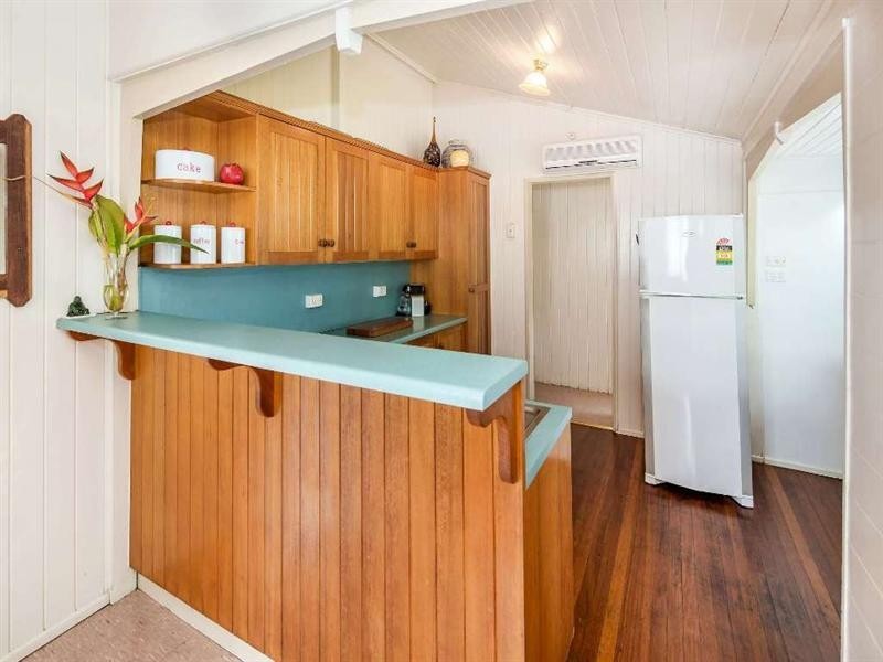 35 Queens Road, Hermit Park QLD 4812