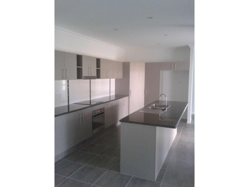 29 Tertius Street, Mundingburra QLD 4812