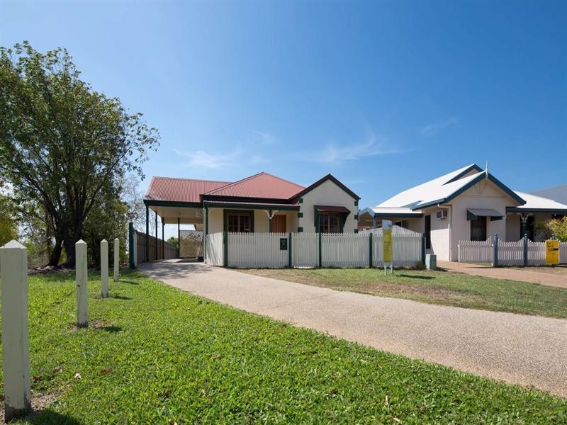 18 Birdwing Court, Douglas QLD 4814