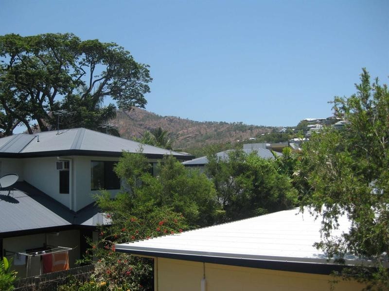 7/140 Eyre Street, North Ward QLD 4810