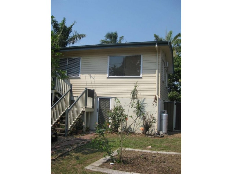 4 Brett Street, Cranbrook QLD 4814