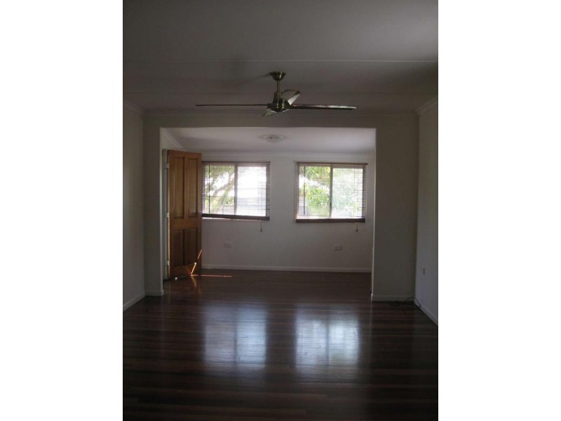 4 Brett Street, Cranbrook QLD 4814