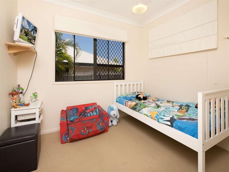 11 Fuji Court, Mount Louisa QLD 4814