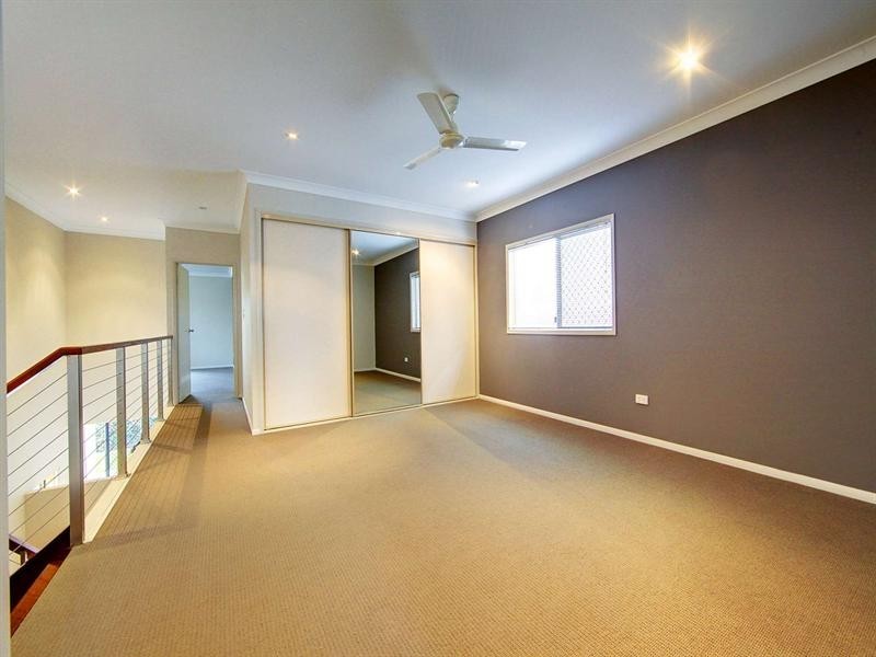 34 Golf Links Drive, Kirwan QLD 4817