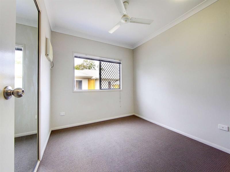 34 Golf Links Drive, Kirwan QLD 4817